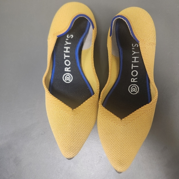 Rothy’s Marigold Points Flats Sz 6 - Picture 2 of 6